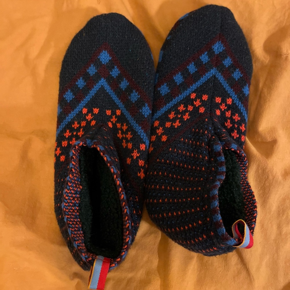 Bombas Slipper Socks - size L. Super soft, never worn